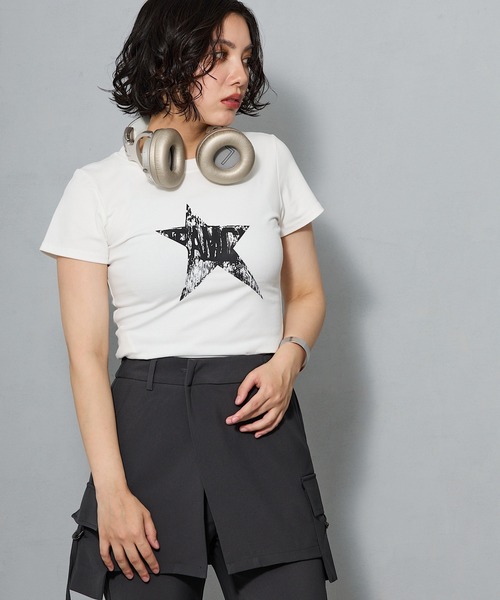 aremoi(アレモイ)の「スターグラフィック コンパクトTシャツ(Tシャツ/カットソー・レディース・ホワイト・SMALL/MEDIUM/LARGE)」の5枚目の写真