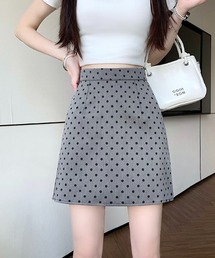 ドット柄ダーツミニスカート