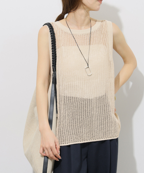 JOURNAL STANDARD relume(ジャーナルスタンダード レリューム)の「2WAYメッシュニットノースリーブ(ニット/セーター・レディース・ブラック/ベージュ/ブラウン・FREE)」の3枚目の写真