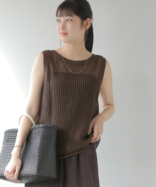 JOURNAL STANDARD relume(ジャーナルスタンダード レリューム)の「2WAYメッシュニットノースリーブ(ニット/セーター・レディース・ブラック/ベージュ/ブラウン・FREE)」の13枚目の写真