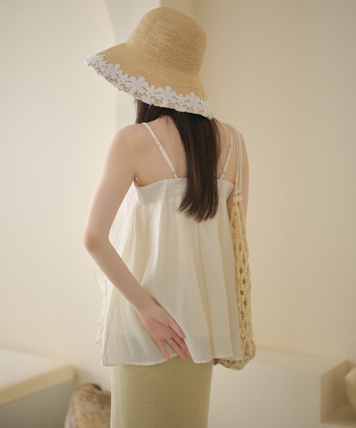 LAULEN（ローレン）の「ruffle design camisole /ラッフルデザインキャミソール（キャミソール・レディース・ベージュ/アイボリー・FREE）」の10枚目の写真