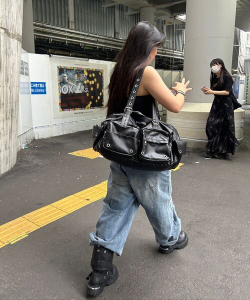 BLACKPURPLE(ブラックパープル)の「オーバーロードカーゴバッグ Overload Cargo Bag_レザー ブラウン(ボストンバッグ・レディース・ブラウン・FREE)」の11枚目の写真