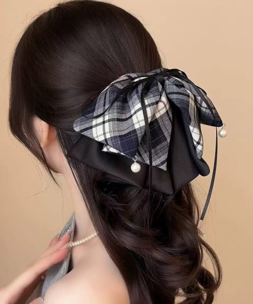 Miniministore(ミニミニストア)の「チェック柄 リボン バンスクリップ大きめ(バレッタ/ヘアクリップ・レディース・ライトブルー/ネイビー・FREE)」の2枚目の写真