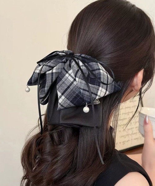 Miniministore(ミニミニストア)の「チェック柄 リボン バンスクリップ大きめ(バレッタ/ヘアクリップ・レディース・ライトブルー/ネイビー・FREE)」の3枚目の写真