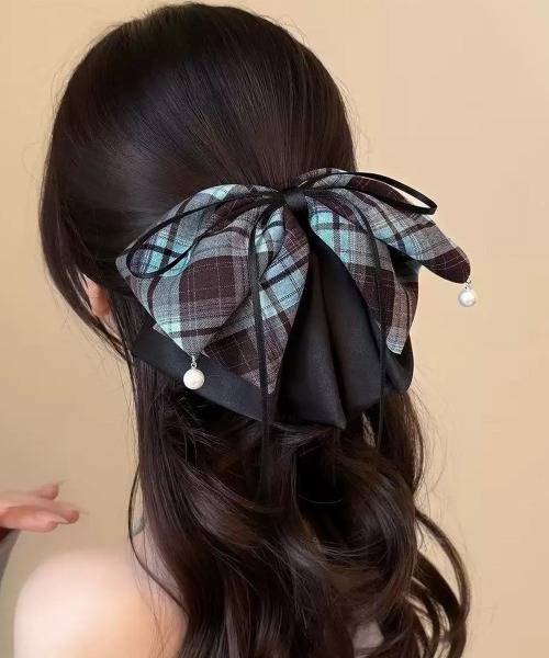Miniministore(ミニミニストア)の「チェック柄 リボン バンスクリップ大きめ(バレッタ/ヘアクリップ・レディース・ライトブルー/ネイビー・FREE)」の6枚目の写真