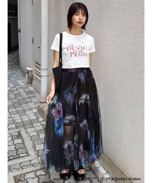 MURUA(ムルーア)の「【プラダを着た悪魔】バックイラストTシャツ(Tシャツ/カットソー・レディース・ホワイト・FREE)」の7枚目の写真