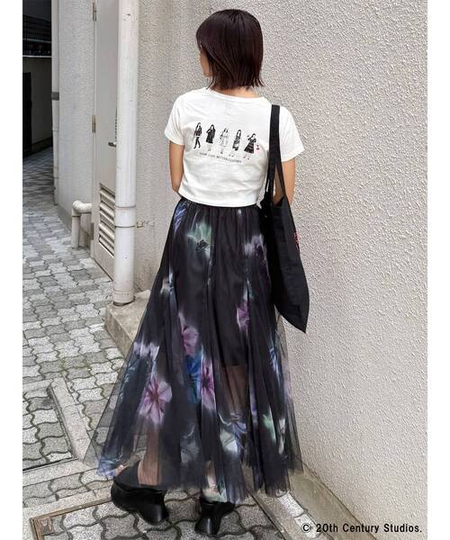 MURUA(ムルーア)の「【プラダを着た悪魔】バックイラストTシャツ(Tシャツ/カットソー・レディース・ホワイト・FREE)」の5枚目の写真