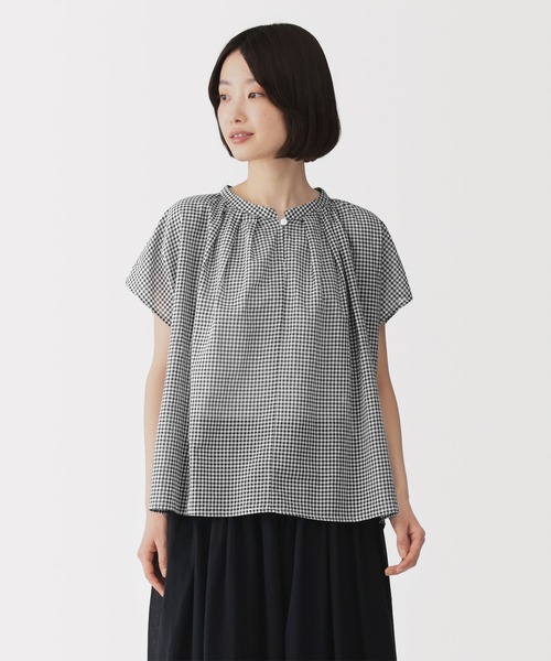 無印良品(ムジルシリョウヒン)の「婦人 強撚 シアーフレンチスリーブブラウス(シャツ/ブラウス・レディース・ブラック/ダークグリーン/ホワイト系/ブラック系・S/M/L/XL)」の3枚目の写真