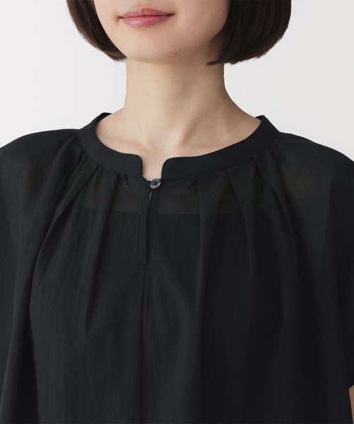 無印良品(ムジルシリョウヒン)の「婦人 強撚 シアーフレンチスリーブブラウス(シャツ/ブラウス・レディース・ブラック/ダークグリーン/ホワイト系/ブラック系・S/M/L/XL)」の12枚目の写真