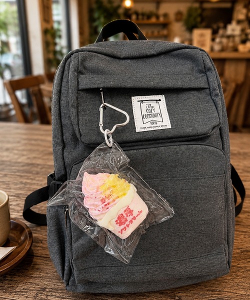NOLITA LABORATORY(ノリータラボラトリー)の「【 NOLITA / ノリータ 】アイスクリーム スクイーズ バッグチャーム / キーホルダー / フードモチーフ おもしろ雑貨(チャーム・レディース・ピンク/ブラック/ホワイト・FREE)」の7枚目の写真