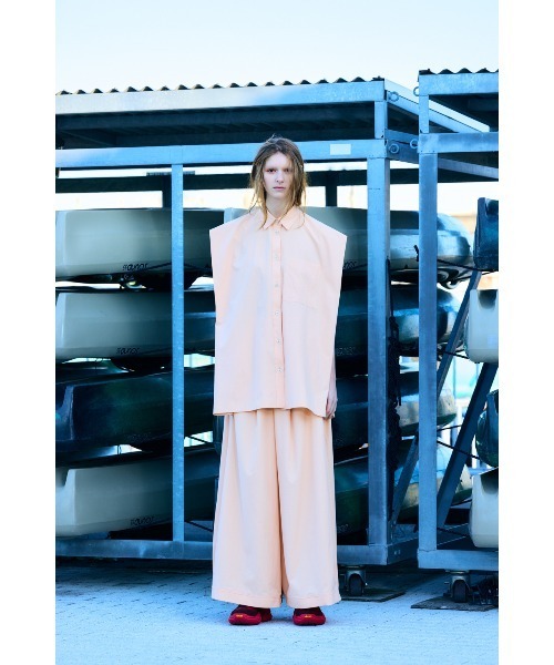 nagonstans(ナゴンスタンス)の「no-sleeves big shirt(シャツ/ブラウス・レディース・オレンジ系その他/レッド/ホワイト・MEDIUM)」の5枚目の写真