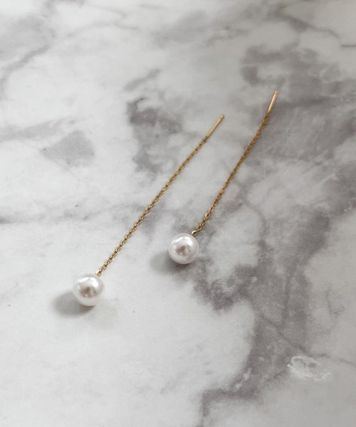 yu-ka(ユーカ)の「YU-KA:パールハンギングピアス Pearl hanging earrings(ピアス(両耳用)・レディース・ゴールド・FREE)」の2枚目の写真