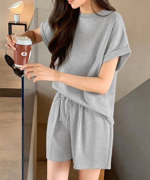 COCOMOMO(ココモモ)の「夏のリラックスセット セットアップ 半袖 ショートパンツ スウェット 上下セット カットソー トップス イージーパンツ パンツセットアップ カジュアル ワンマイル リラックス 夏服(セットアップ・レディース・グレー/ベージュ/ブラック・FREE)」の12枚目の写真