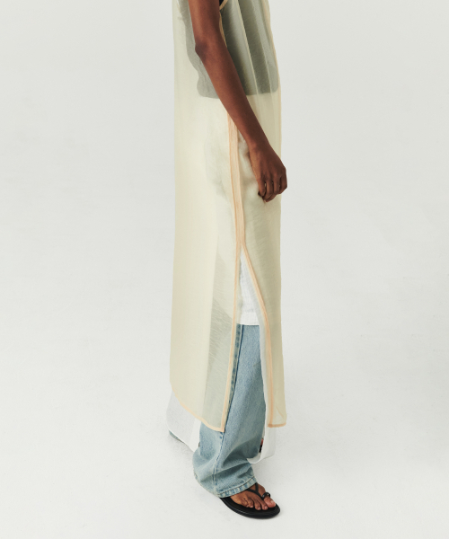 LEVAR(レバー)の「Sheer Layered Maxi Dress - Butter Cream(ワンピース・レディース・ライトイエロー・FREE)」の5枚目の写真