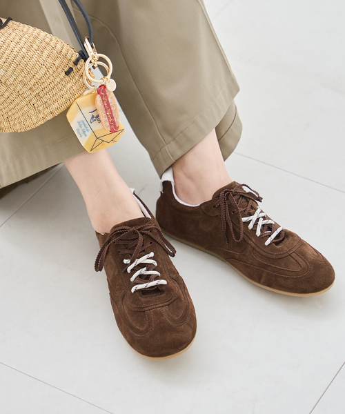 journal standard L'essage(ジャーナルスタンダードレサージュ)の「ALOHAS/アロハス Tb.24 Suede Chocolate Brown Leather スニーカー(スニーカー・レディース・ブラウン・37/36/39/38/40)」の1枚目の写真