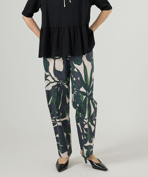 VERMEIL par iena(ヴェルメイユパーイエナ)の「Leaf print パンツ(その他パンツ・レディース・アイボリー・40/38/36)」の1枚目の写真