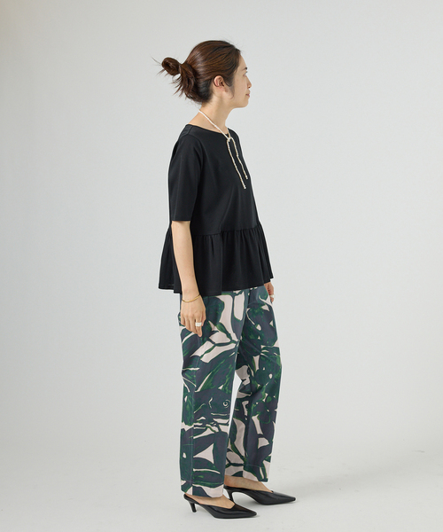 VERMEIL par iena(ヴェルメイユパーイエナ)の「Leaf print パンツ(その他パンツ・レディース・アイボリー・40/38/36)」の2枚目の写真