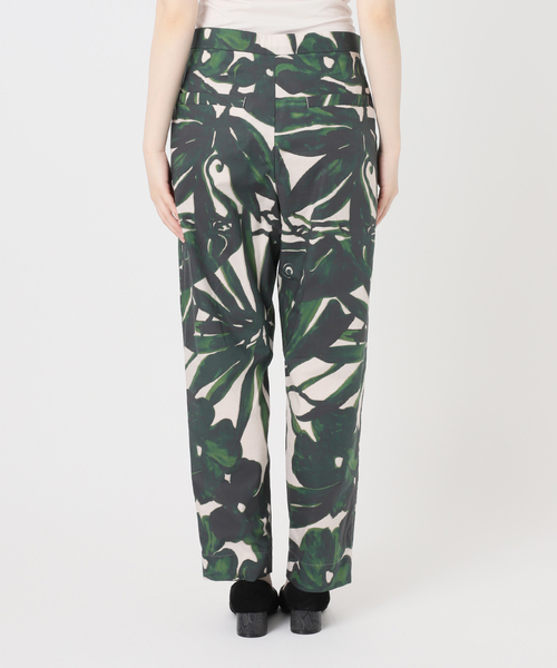 VERMEIL par iena(ヴェルメイユパーイエナ)の「Leaf print パンツ(その他パンツ・レディース・アイボリー・40/38/36)」の9枚目の写真