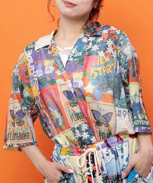 ScoLar(スカラー)の「ScoLar(スカラー) ポスターコラージュ柄or花ネコ柄シャツ(シャツ/ブラウス・レディース・ブラック/アイボリー・MEDIUM)」の8枚目の写真