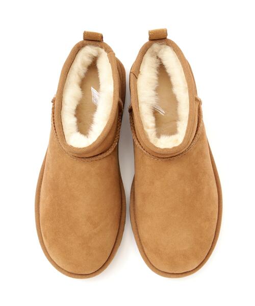 UGG(アグ)の「UGG(アグ)Classic Ultra Mini/1116109(ブーツ・レディース・ブラック/ベージュ・8/7/6)」の3枚目の写真