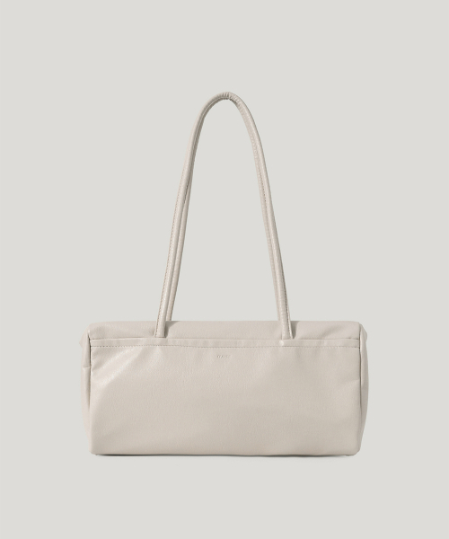 OVHEE（オヴェイ）の「アルロボウリングショルダーバッグ Arlo Bowling Shoulder Bag_Ivory（ショルダーバッグ・レディース・その他・FREE）」の2枚目の写真