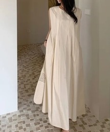 クルーネックノースリーブワンピース