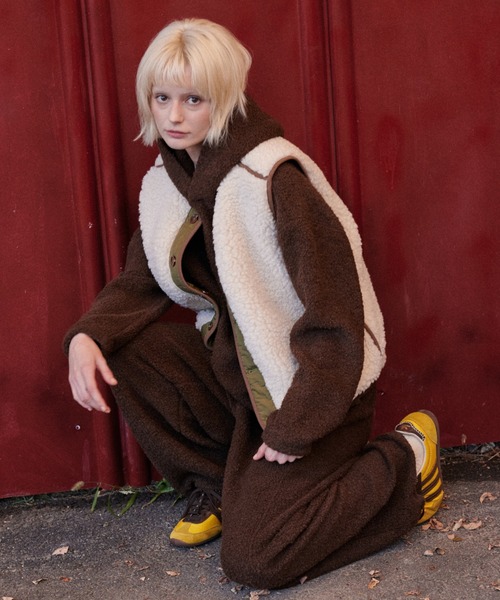 GREEN BUTTER(グリーンバター)の「TEDDY WOOL PANTS(スウェットパンツ・レディース・ブルー/ブラウン/ベージュ・FREE)」の5枚目の写真