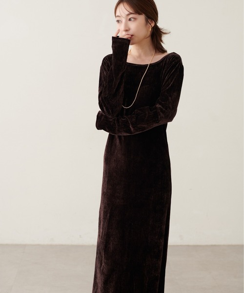 natural couture（ナチュラルクチュール）の「【ZOZO限定】ベロアバックオープンワンピース（ワンピース・レディース・ブラック/ベージュ/ブラウン・FREE）」の8枚目の写真