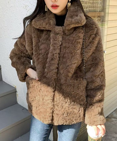 gossip!ロサンゼルス(ゴシップロサンゼルス)の「ステンカラーフェイクファージャケット(ステンカラーコート・レディース・ブラウン・FREE)」の1枚目の写真