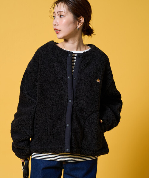 FREAK'S STORE(フリークスストア)の「限定展開 KELTY × FREAK'S STORE/ケルティ 別注 ボア スナップ ボタン カーディガン(その他アウター・レディース・ブラック/ナチュラル/オリーブ・フリ-)」の2枚目の写真