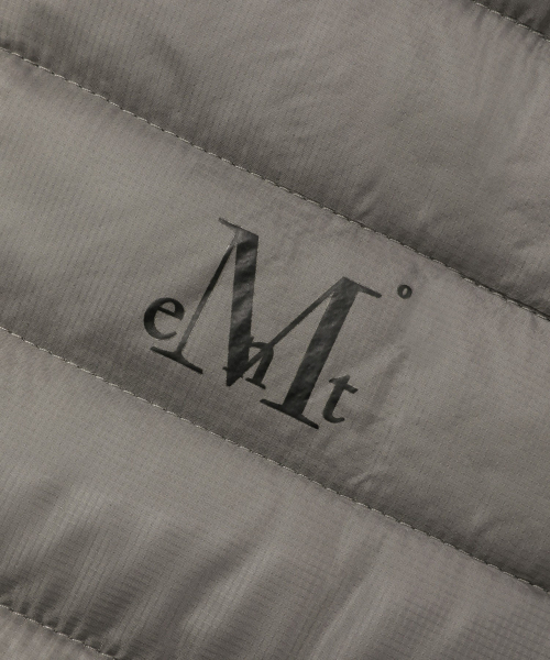 MUCENT（ムセント）の「[男性用] ソニアオーバーサイズ軽量ダウンキルティングジャケット (2カラー)（ダウンジャケット/コート・レディース・ライトグレー/ブラック・FREE）」の9枚目の写真