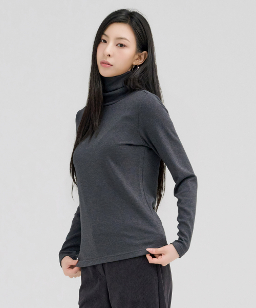 CHASECULT（チェイスカルト）の「ユニセックス エッセンシャル タートルネック 裏起毛長袖Tシャツ-FFZU5102D09（Tシャツ/カットソー・レディース・ダークグレー・90/100/95/105）」の5枚目の写真