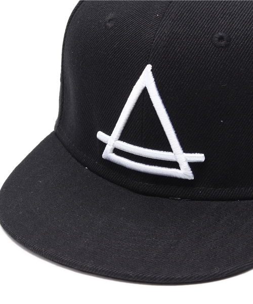 COMECHATTO&CLOSET（カムチャットアンドクロゼット）の「LITTLE ELEVEN PARIS ACAP（キャップ・キッズ・レッド/ブラック/ホワイト・FREE）」の7枚目の写真