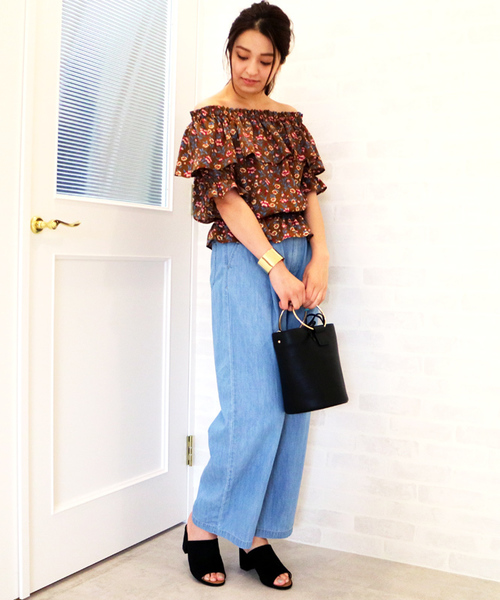 N.（N. Natural Beauty Basic）（エヌエヌナチュラルビューティーベーシック）の「◆フラワーオフショルブラウス（シャツ/ブラウス・レディース・ブラック系その他/ワイン/ベージュ系その他・MEDIUM）」の6枚目の写真