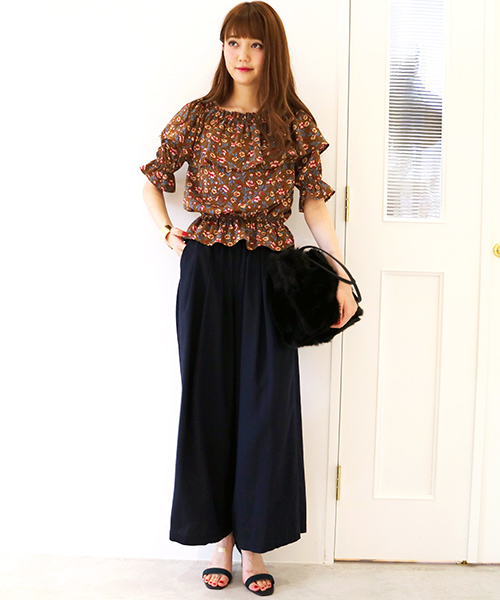 N.（N. Natural Beauty Basic）（エヌエヌナチュラルビューティーベーシック）の「◆フラワーオフショルブラウス（シャツ/ブラウス・レディース・ブラック系その他/ワイン/ベージュ系その他・MEDIUM）」の14枚目の写真