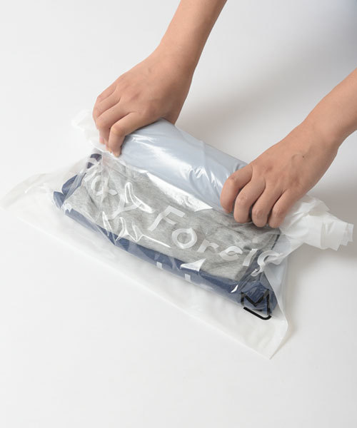 MILESTO（ミレスト）の「MILESTO UTILITY トラベル用圧縮袋セット（トラベルグッズ・メンズ・クリア・ﾌﾘ-）」の7枚目の写真