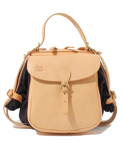 IL BISONTE(イルビゾンテ)の「IL BISONTE / CANVAS x LEATHER / ショルダーバッグ(ショルダーバッグ・レディース・ブラウン/ブラック/ナチュラル/ベージュ系その他/その他2/その他3/その他1・FREE)」の5枚目の写真