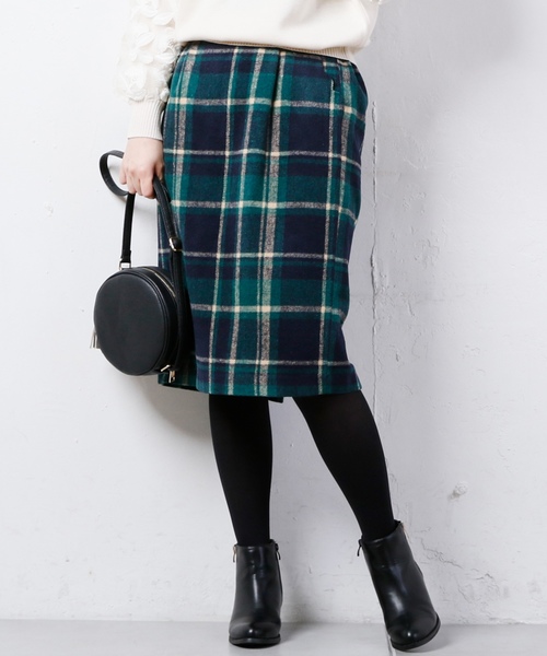 natural couture（ナチュラルクチュール）の「スカラップポケットゆるタイト（スカート・レディース・ブラック/オフホワイト/キャメル/グレー/ブラック系その他/グリーン・FREE）」の6枚目の写真