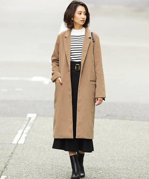 Pierrot（ピエロ）の「ウールタッチロング チェスターコート（ダウンジャケット/コート・レディース・オフホワイト/ブラック/グレー/キャメル/ラベンダー/チェック/ブルー系その他/ライトベージュ・L/M）」の7枚目の写真