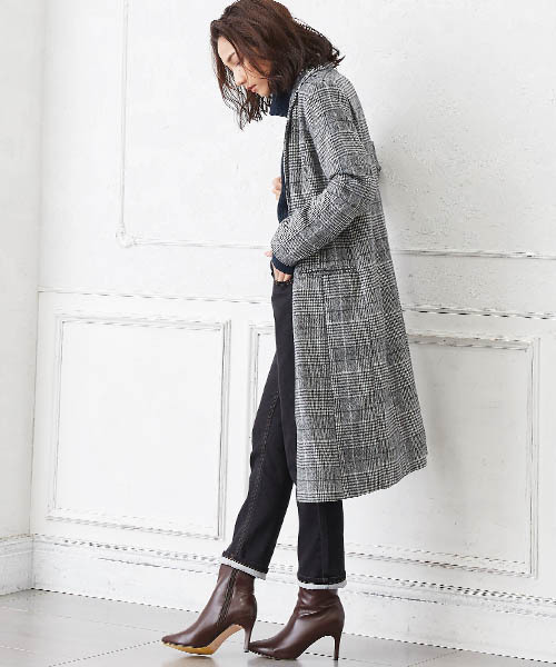 Pierrot（ピエロ）の「ウールタッチロング チェスターコート（ダウンジャケット/コート・レディース・オフホワイト/ブラック/グレー/キャメル/ラベンダー/チェック/ブルー系その他/ライトベージュ・L/M）」の15枚目の写真