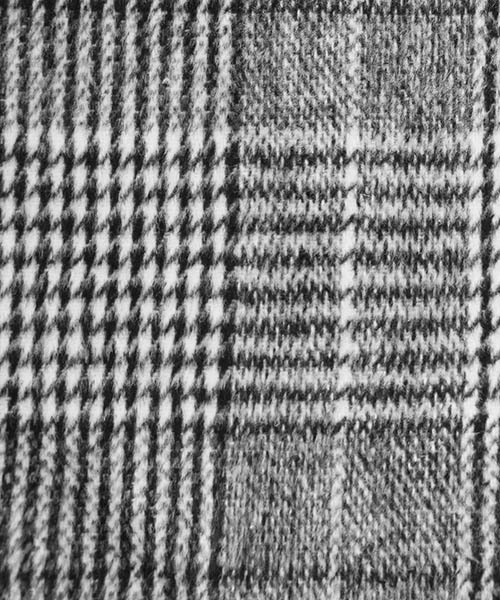 Pierrot（ピエロ）の「ウールタッチロング チェスターコート（ダウンジャケット/コート・レディース・オフホワイト/ブラック/グレー/キャメル/ラベンダー/チェック/ブルー系その他/ライトベージュ・L/M）」の17枚目の写真