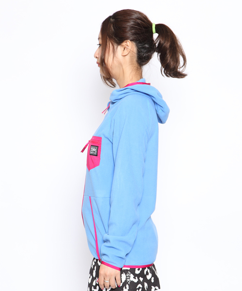 X-girl（エックスガール）の「FLEECE HOODY（その他アウター・レディース・ピンク/ブルー・SMALL/MEDIUM）」の4枚目の写真