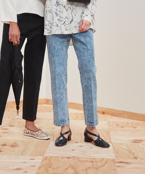 Steven Alan(スティーブンアラン)の「<Steven Alan>COTTON DENIM STRAIGHT TROUSERS/デニムパンツ(デニムパンツ・レディース・ブラック/ホワイト/コバルトブルー・X-SMALL/LARGE/MEDIUM/SMALL)」の3枚目の写真