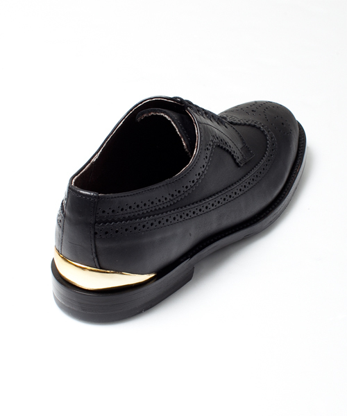 NANO universe(ナノユニバース)の「CAMINANDO(カミナンド)/ 別注WING TIP(ドレスシューズ・メンズ・ブラック/ブラウン・7/8/9)」の8枚目の写真