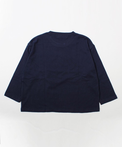 THE CASUAL（カジュアル）の「プリント長袖BIGロンT カットソー キッズ（Tシャツ/カットソー・キッズ・チャコール/レモンイエロー/ブルー系その他/ネイビー/杢グレー/ロイヤルブルー/オフホワイト/レッド/ホワイト系その他2/ホワイト系その他・130cm/160cm/140cm/150cm/120cm/110cm）」の17枚目の写真