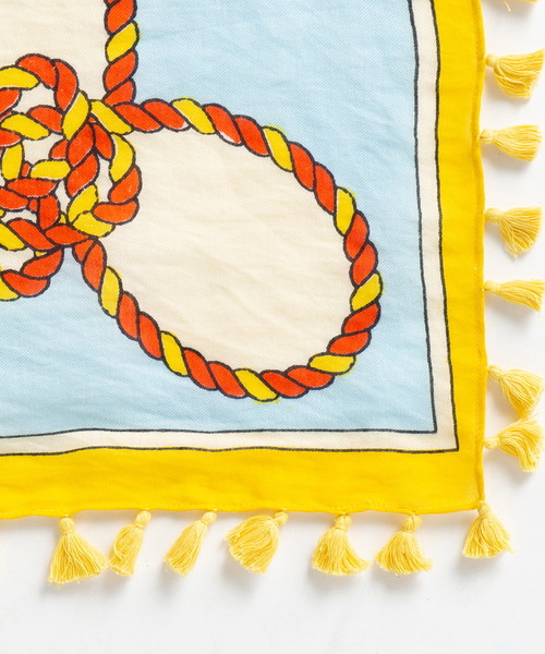 manipuri(マニプリ)の「manipuri: ポンポン付マリン柄スカーフ(マフラー・レディース・ブルー/グリーン・F)」の3枚目の写真