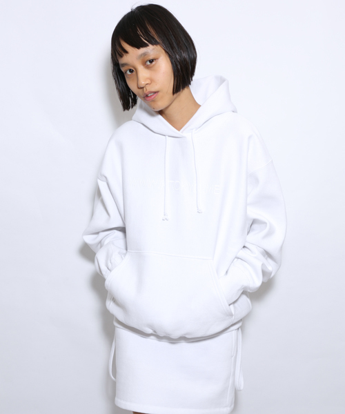 i(アイ)の「刺繍パーカープルオーバー(パーカー・レディース・ブラック/ホワイト/グレー・フリ-)」の2枚目の写真