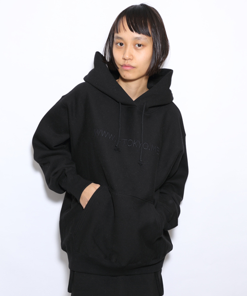 i(アイ)の「刺繍パーカープルオーバー(パーカー・レディース・ブラック/ホワイト/グレー・フリ-)」の1枚目の写真