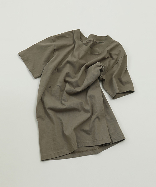 TODAYFUL（トゥデイフル）の「VintageダメージTシャツ（Tシャツ/カットソー・レディース・ホワイト/カーキ/モカ・FREE）」の11枚目の写真