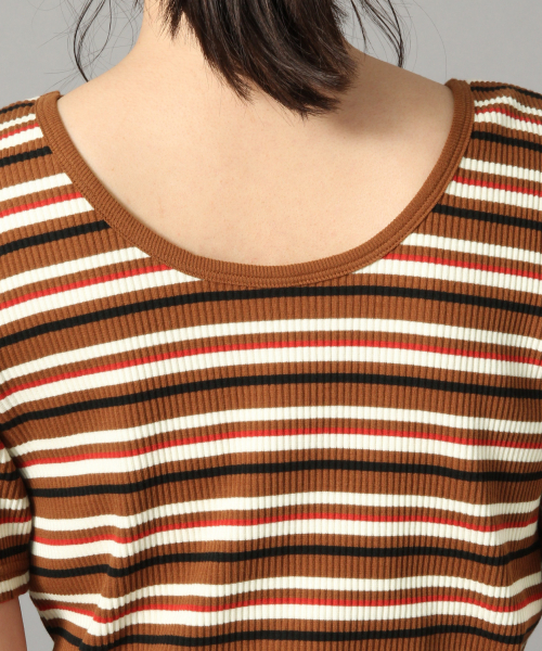 LOWRYS FARM（ローリーズファーム）の「マルチリブウシロアキ５Ｓ　840748（Tシャツ/カットソー・レディース・ブラウン/ブラック/オフホワイト/ネイビー/ベージュ・MEDIUM/LARGE）」の14枚目の写真